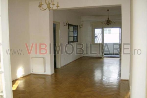Apartament 4 camere Romana