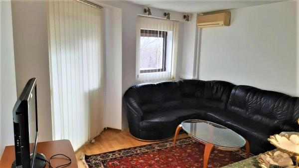 Apartament 3 camere Piata Victoriei - Metrou - imobil 1990