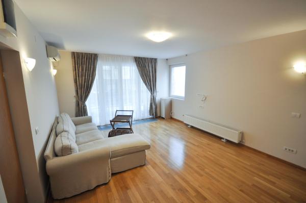 Herastrau - Satul Francez - 2 camere  cu gradina proprie si loc de parcare