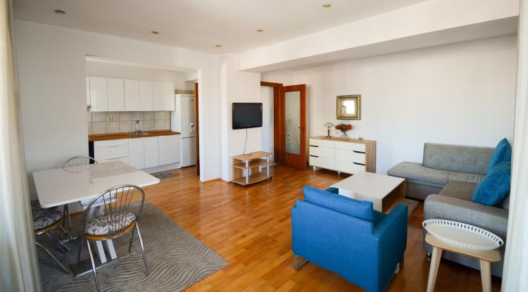 3-room apartment 143 sqm - with parking included - Herastrau