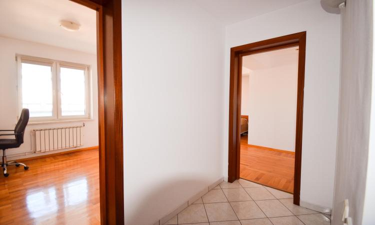 3-room apartment 143 sqm - with parking included - Herastrau