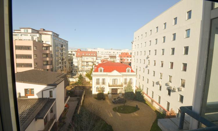 3-room apartment 143 sqm - with parking included - Herastrau