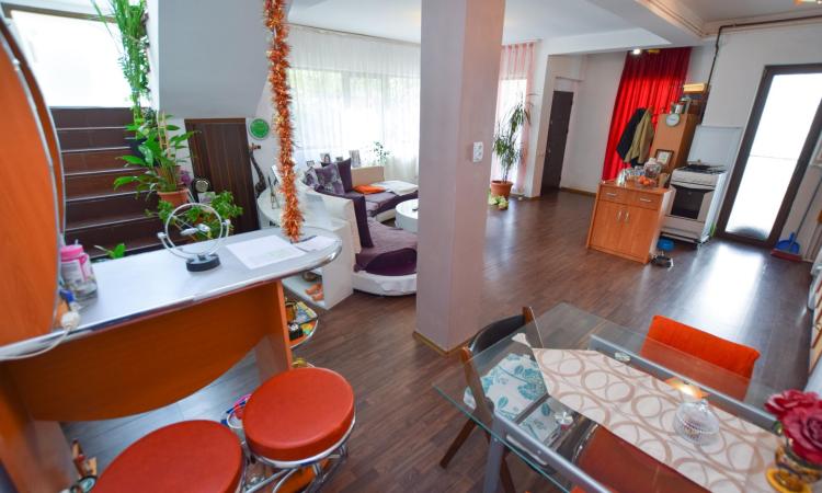 Vila -4 camere - Pipera