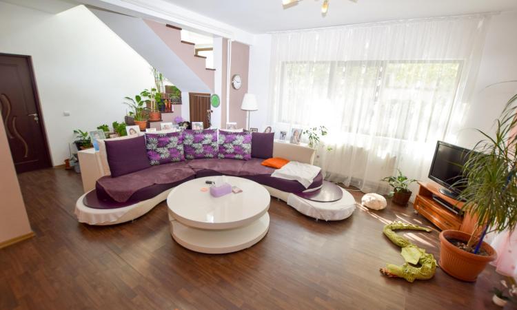 Vila -4 camere - Pipera