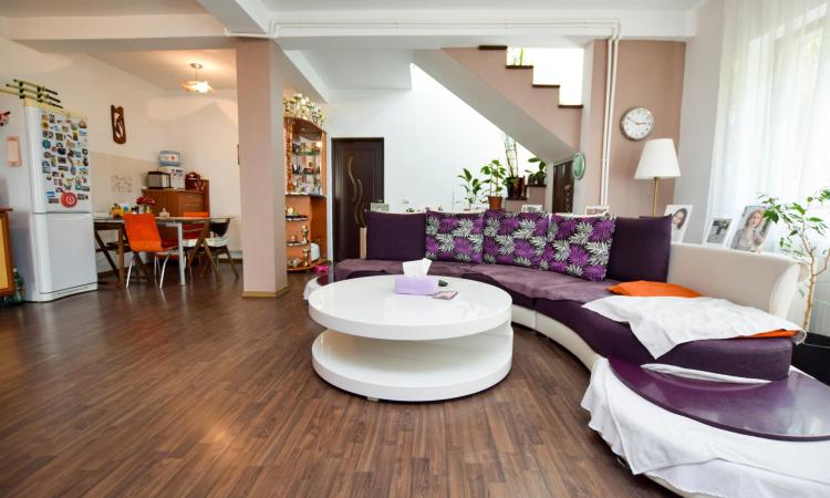 Vila -4 camere - Pipera