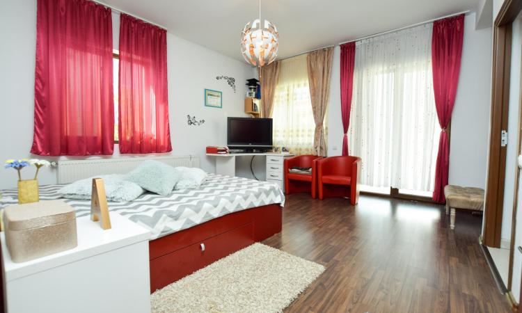 Vila -4 camere - Pipera
