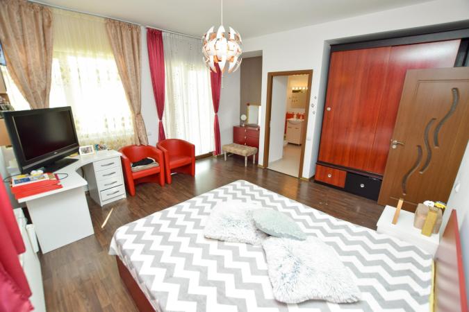 Vila -4 camere - Pipera