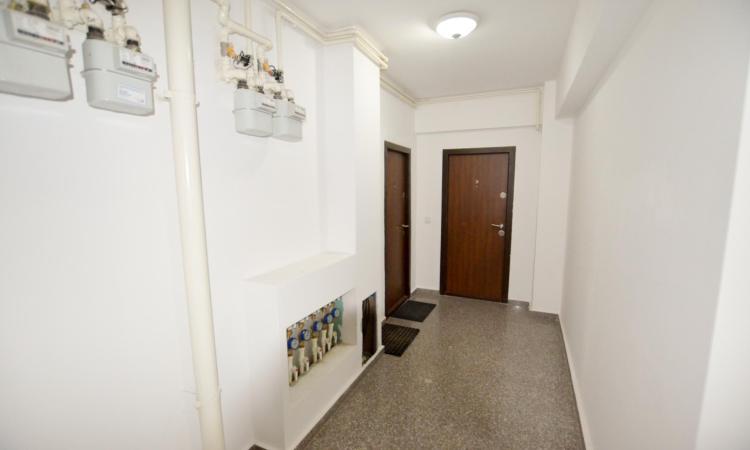 New 3 room (2 bedrooms) apartment for rent in Aviatiei area
