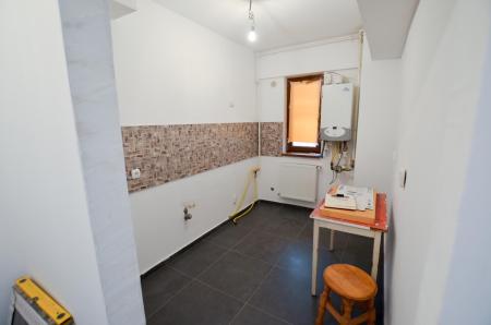 New 3 room (2 bedrooms) apartment for rent in Aviatiei area