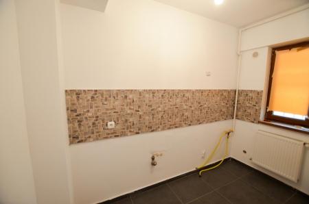 New 3 room (2 bedrooms) apartment for rent in Aviatiei area