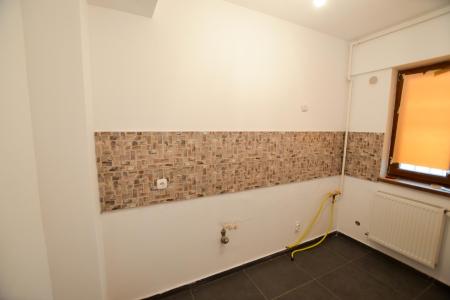 New 3 room (2 bedrooms) apartment for rent in Aviatiei area