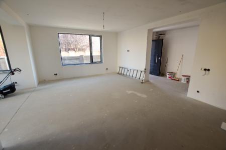 Vanzare Vila P+1 tip duplex 4 camere - Pipera