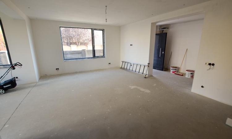 Vanzare Vila P+1 tip duplex 4 camere - Pipera