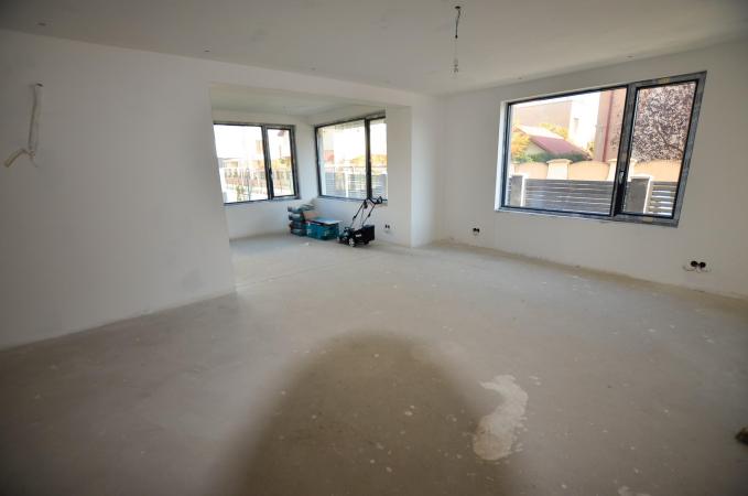 Vanzare Vila P+1 tip duplex 4 camere - Pipera