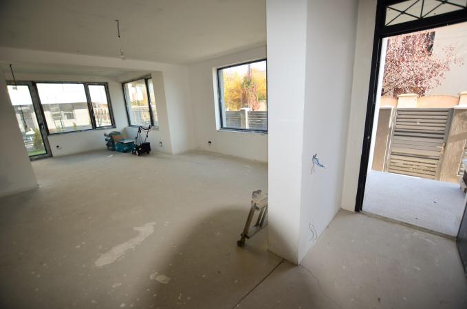 Vanzare Vila P+1 tip duplex 4 camere - Pipera