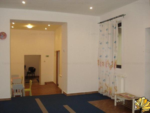 Vila 8 Camere Romana - Lascar Catargiu