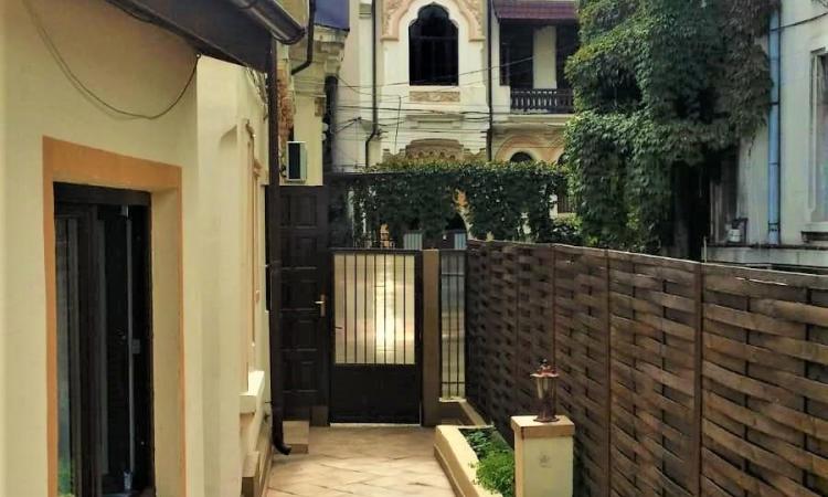 Vila 8 Camere Romana - Lascar Catargiu