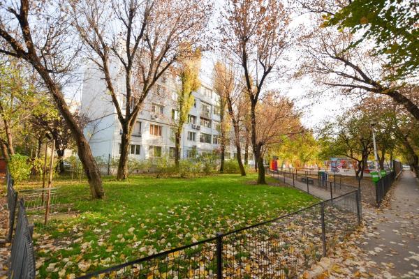4 camere etaj 1 - Berceni - Brancoveanu - Izvorul Rece