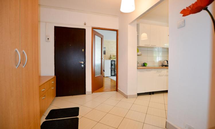 Inchiriere ap 2 camere decomandat - Aviatiei / Smaranda Braescu