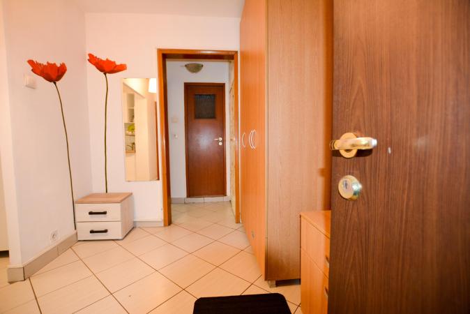 Inchiriere ap 2 camere decomandat  - Aviatiei / Smaranda Braescu