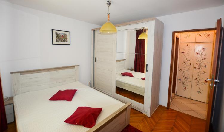 Inchiriere ap 2 camere decomandat  - Aviatiei / Smaranda Braescu