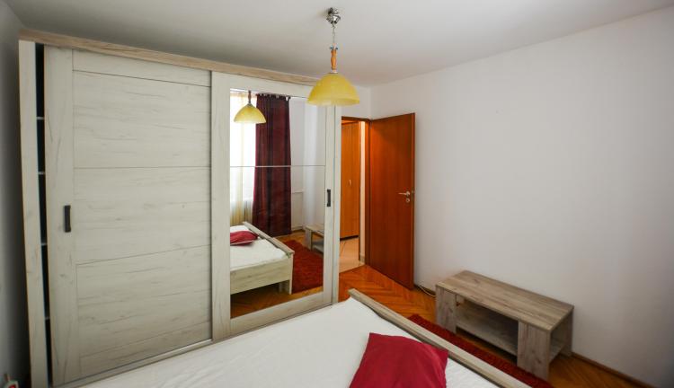 Inchiriere ap 2 camere decomandat  - Aviatiei / Smaranda Braescu