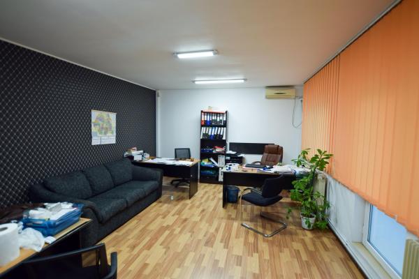 Rond Alba Iulia - Unirii - spatiu birouri in Vila P+1 - 6 camere 185mp