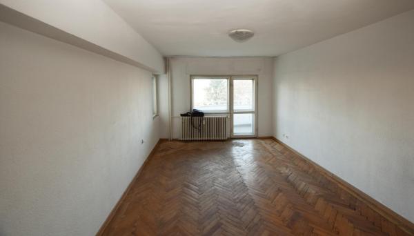Bulevardul Unirii Tribunal Apartament 2 camere Decomandat 68mp