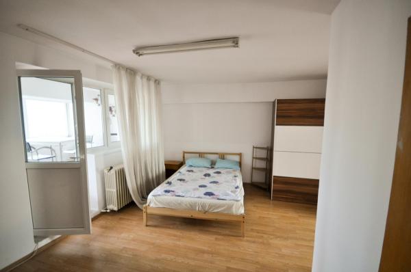 Rond Alba Iulia Bd Unirii Apartament 3 camere decomandat 85mp