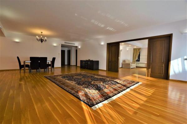 4 rooms (3 bedrooms) ap -217 sqm- Dorobanti - Belgrade - Building 2006
