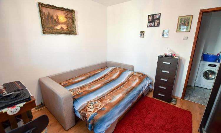 Apartament 2 camere Octavian Goga - stradal - 64 mp