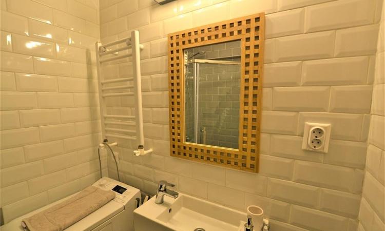 3 camere renovat complet Cismigiu - Intrare Parc - fara risc
