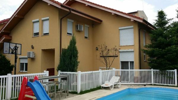 Pipera - Iancu Nicolae, vila P+1E+M