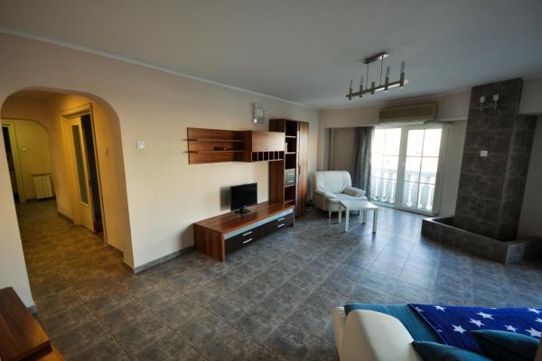 Rond Alba Iulia Bd Unirii Apartament 3 camere 90mp