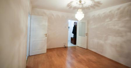 Apartament 2 camere renovat - etj 1 - Drumul Taberei