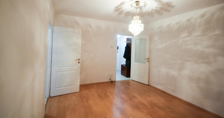 Apartament 2 camere renovat - etj 1 - Drumul Taberei