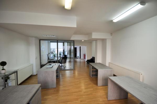 Unirii Traian Spatiu birouri Open Space si Terasa Cladire Noua