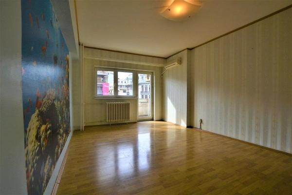 Apartament 4 camere decomandat - Piata Romana - 1982