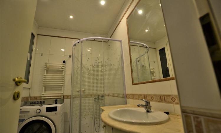 Garsoniera Cismigiu vis a vis Hotel Novotel