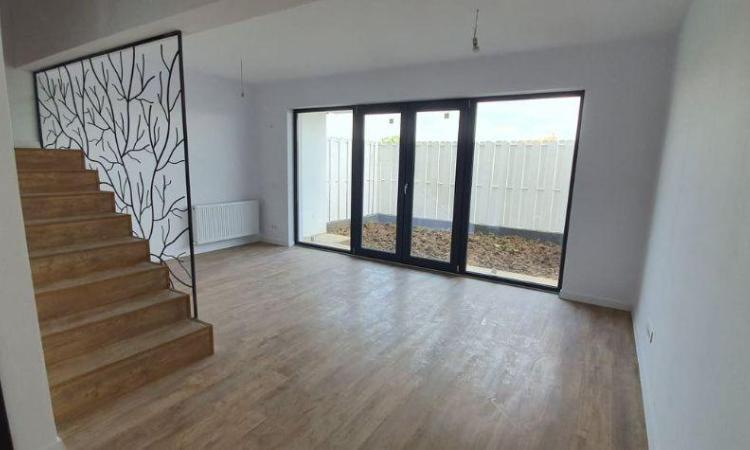 Vila 5 camere-PIPERA