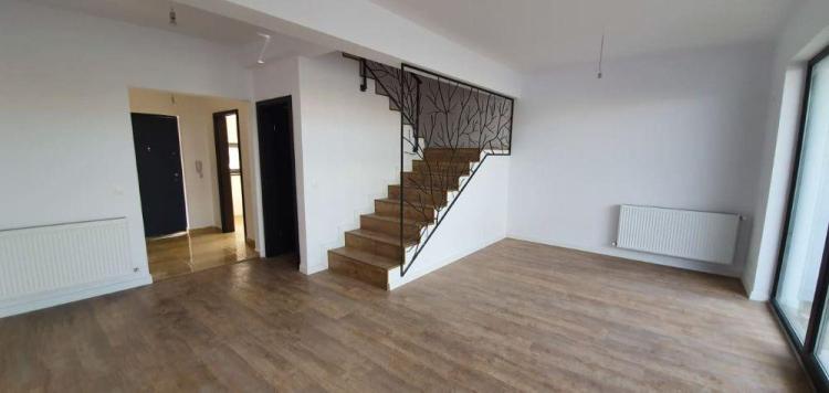 Vila 5 camere-PIPERA