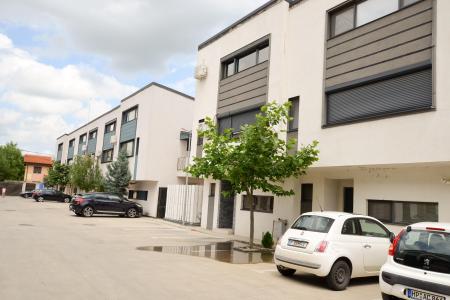 Vila 5 camere-PIPERA