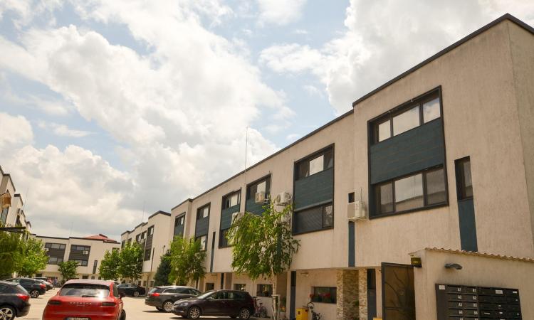 Vila 5 camere-PIPERA