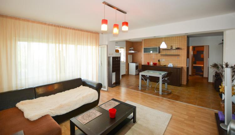 Inchiriere ap 2 camere, Aviatiei / Crystal Palace