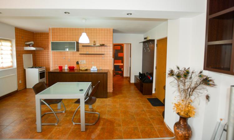 Inchiriere ap 2 camere, Aviatiei / Crystal Palace