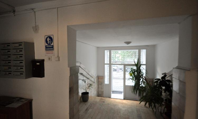 Decebal Rond Alba Iulia Apartament Decomandat 3 camere