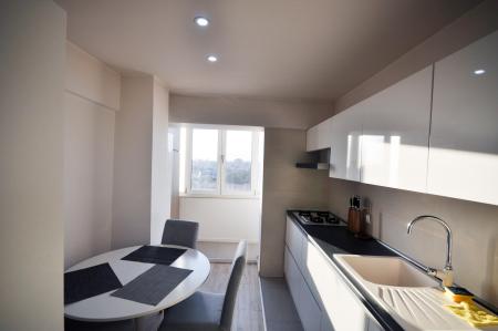 Decebal Rond Alba Iulia Apartament Decomandat 3 camere
