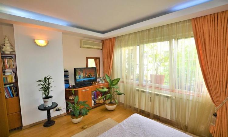 Apartament 2 cam transformat din 3 - Cismigiu - Sala Palatului