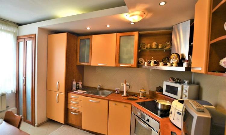 Apartament 2 cam transformat din 3 - Cismigiu - Sala Palatului