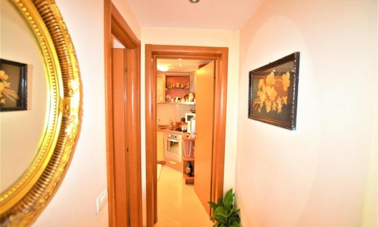 Apartament 2 cam transformat din 3 - Cismigiu - Sala Palatului